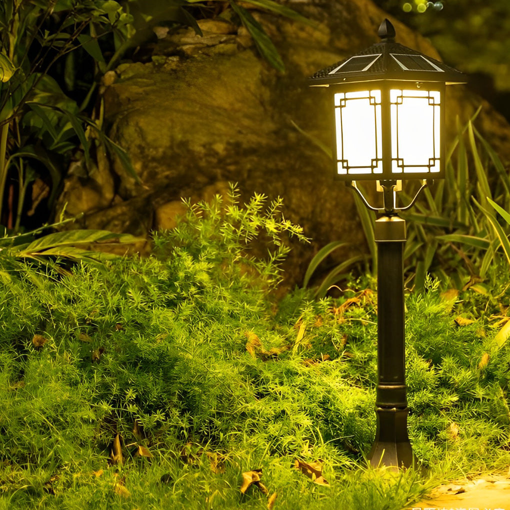 Ancient House Style Solar LED Post Light with 3-Step Dimming Durable Outdoor Lamp