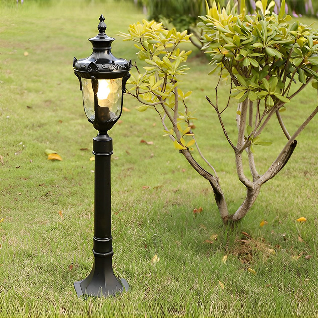 European-Style Waterproof Outdoor Lawn Lamp Elegant Pathway Lighting
