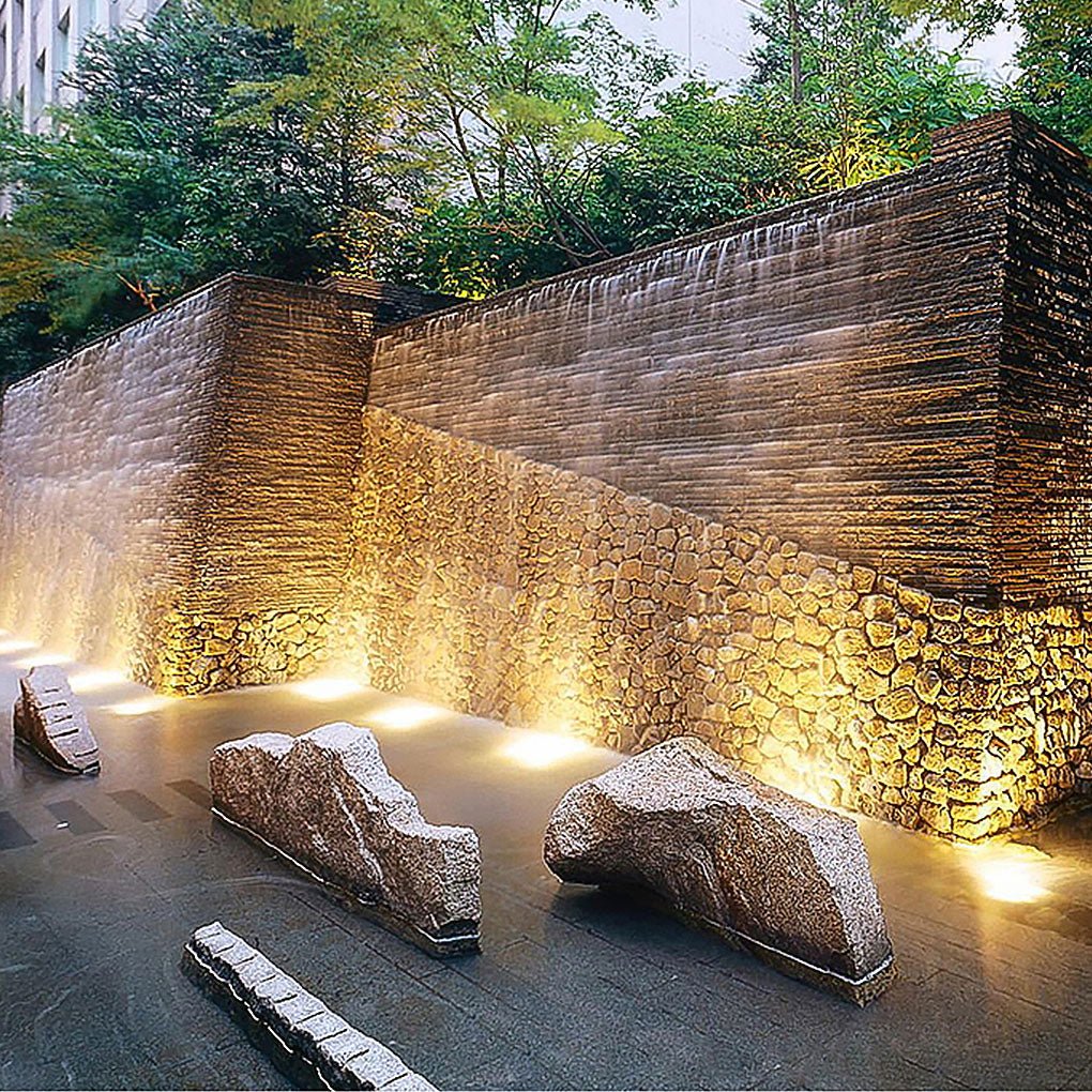 Adjustable LED Underwater Pool Light Durable Landscape Lighting for Outdoor Pools