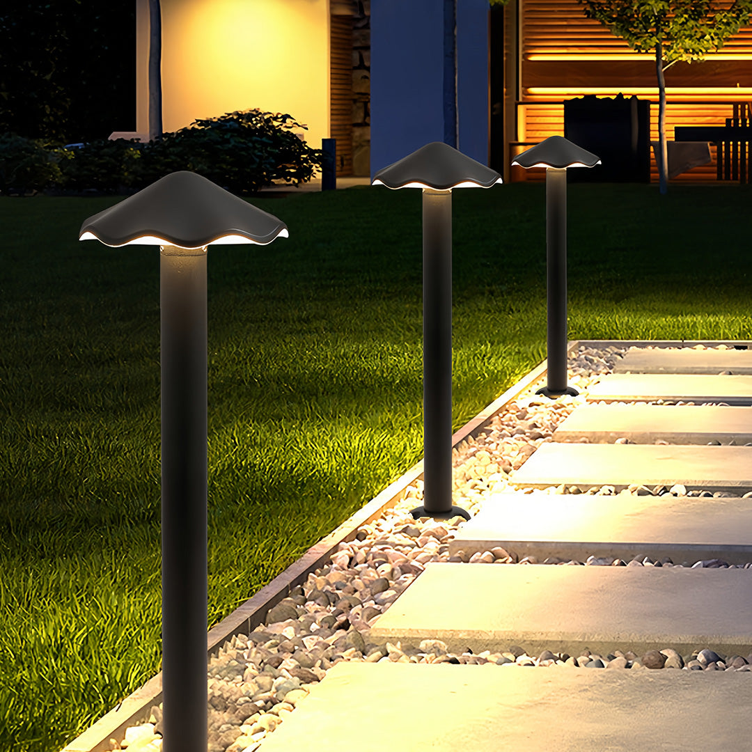 Metal Pathway Lights Stylish Industrial Umbrella Shape Lawn Lights