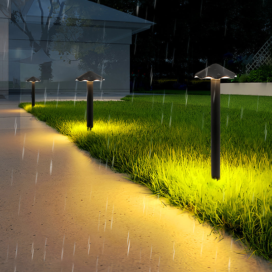 Metal Pathway Lights Stylish Industrial Umbrella Shape Lawn Lights