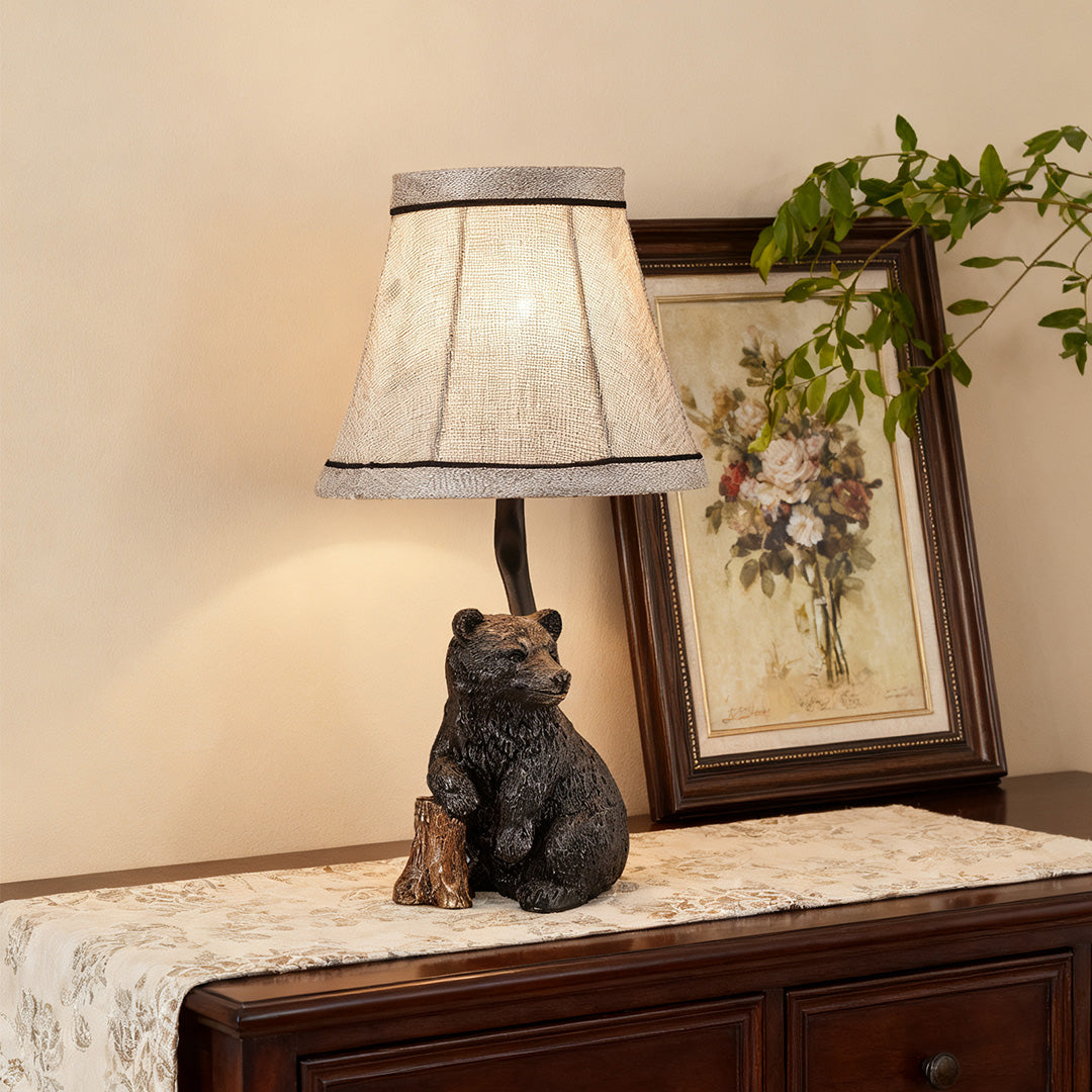 Resin Table Lamp European-Style Elegant Bear Stylish Decorative Light